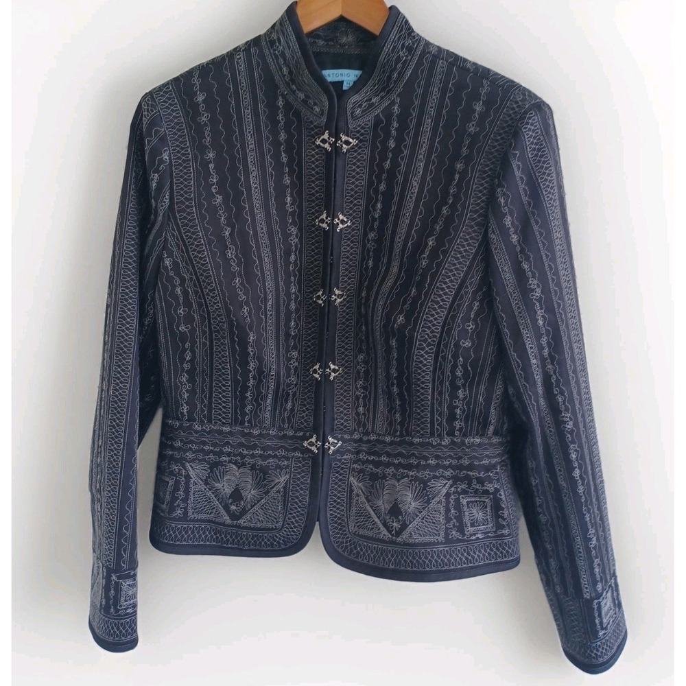 Antonio Melani Women's Black Embroidered Jacket‎ Size 14 Ornate Closure